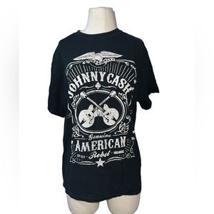JOHNNY CASH|  SHORT SLEEVE GRAPHIC CREW NECK TEE MED